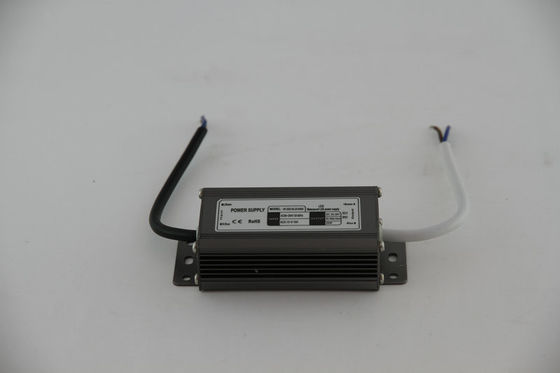 Tiết kiệm năng lượng 250V AC liên tục hiện tại LED driver 600mA 20W Với EN61000-3-2